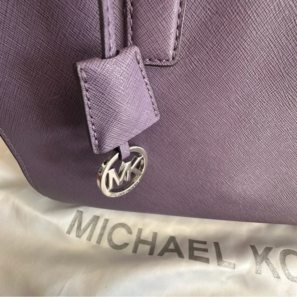 Michael Kors Lavender Saffiano Leather Satchel Bag With Detachable Strap & Dust - Picture 8 of 16